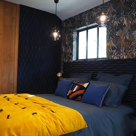 Maison En Centre Avec Extérieur