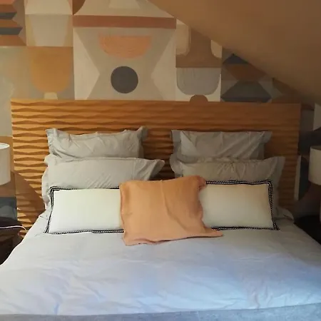 Maison En Centre Avec Exterieur Compiegne